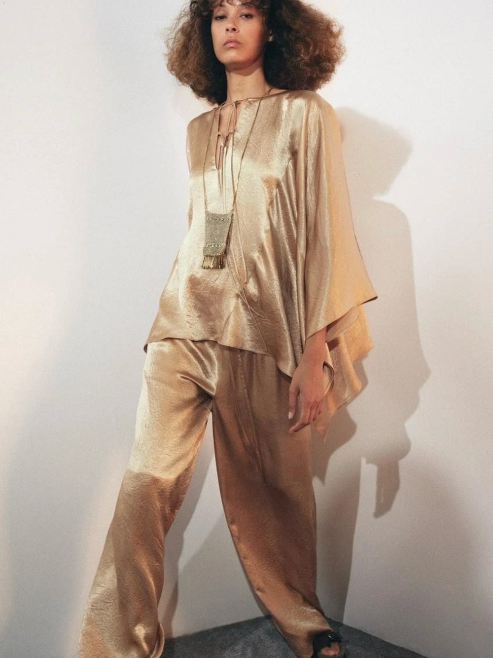 Zara ZW Collection Gold Satin Wide Leg Pants Metallic High Rise Drawstring M NWT - Picture 4 of 17